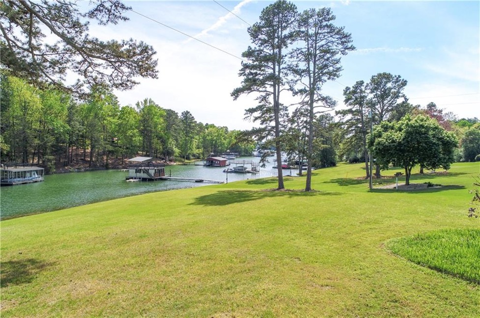 LakeHouse_10.jpg