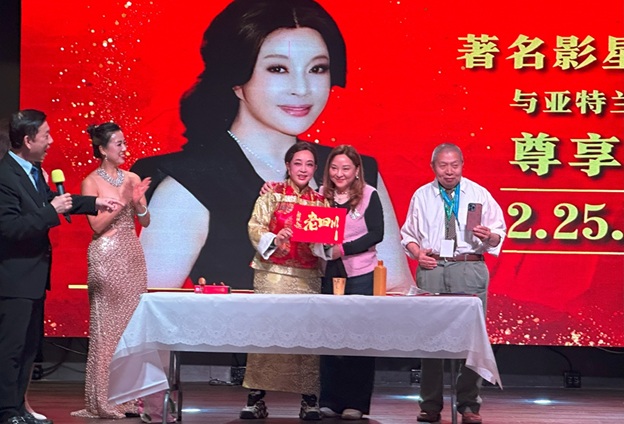 XiaoqingLiu_72.jpg