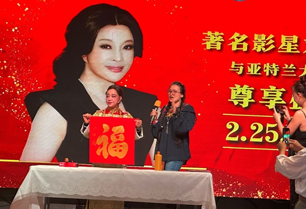 XiaoqingLiu_70.jpg