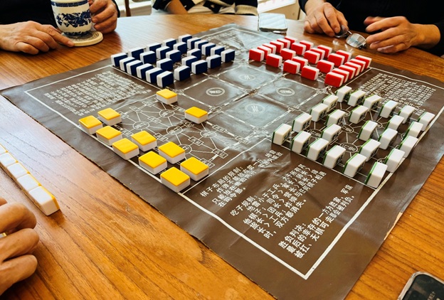 ArmyChess_02.jpg