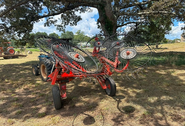 Bales_10.jpg
