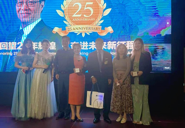 25thAnniversaryXL_64.jpg