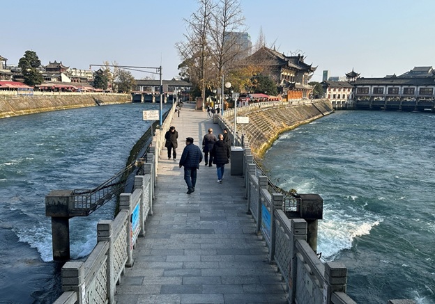 Dujiangyan_51.jpg