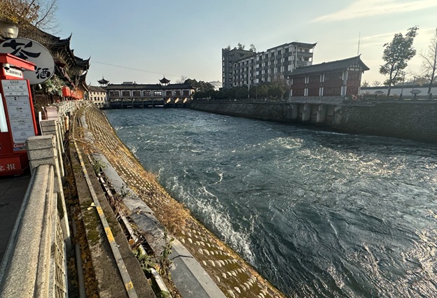 Dujiangyan_53.jpg