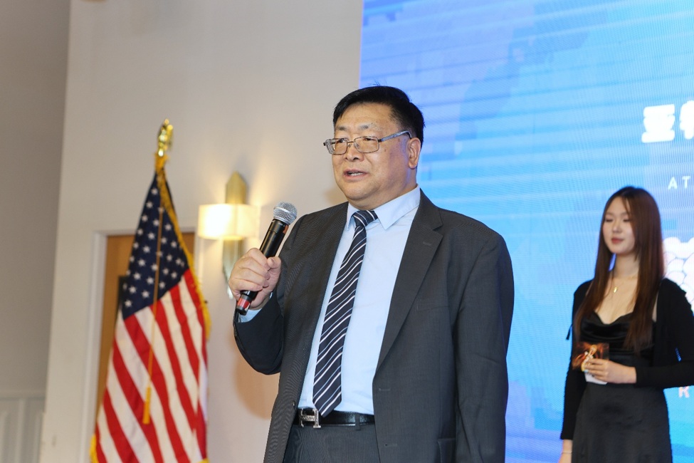 AYTC920_17.jpg