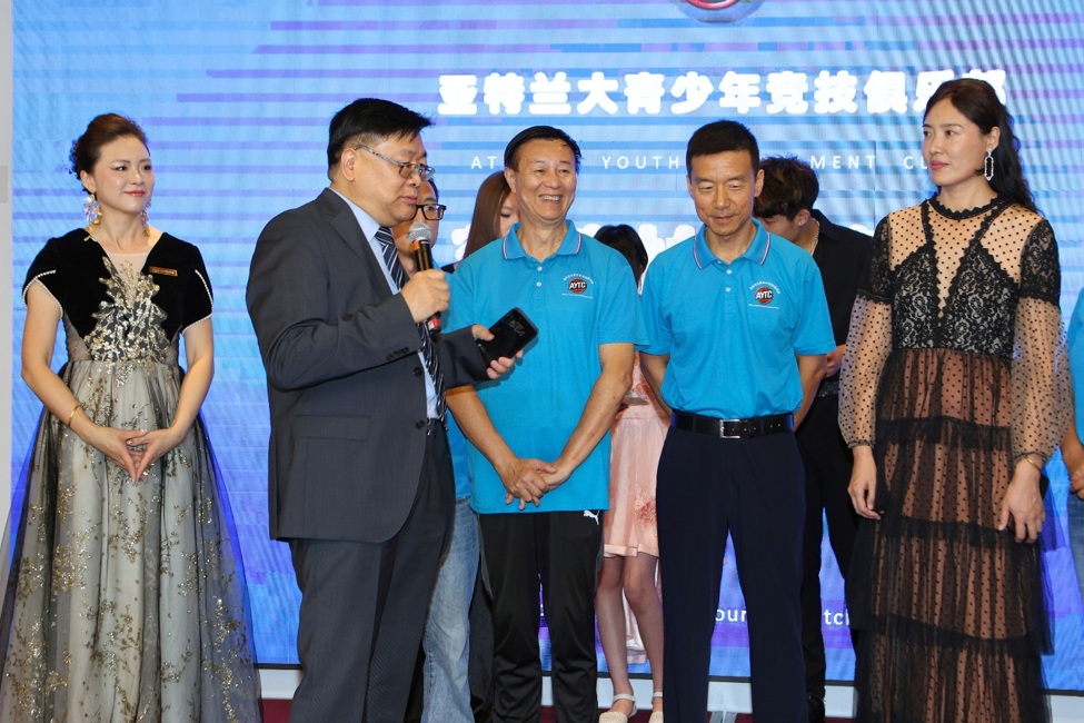 AYTC920_19.jpg