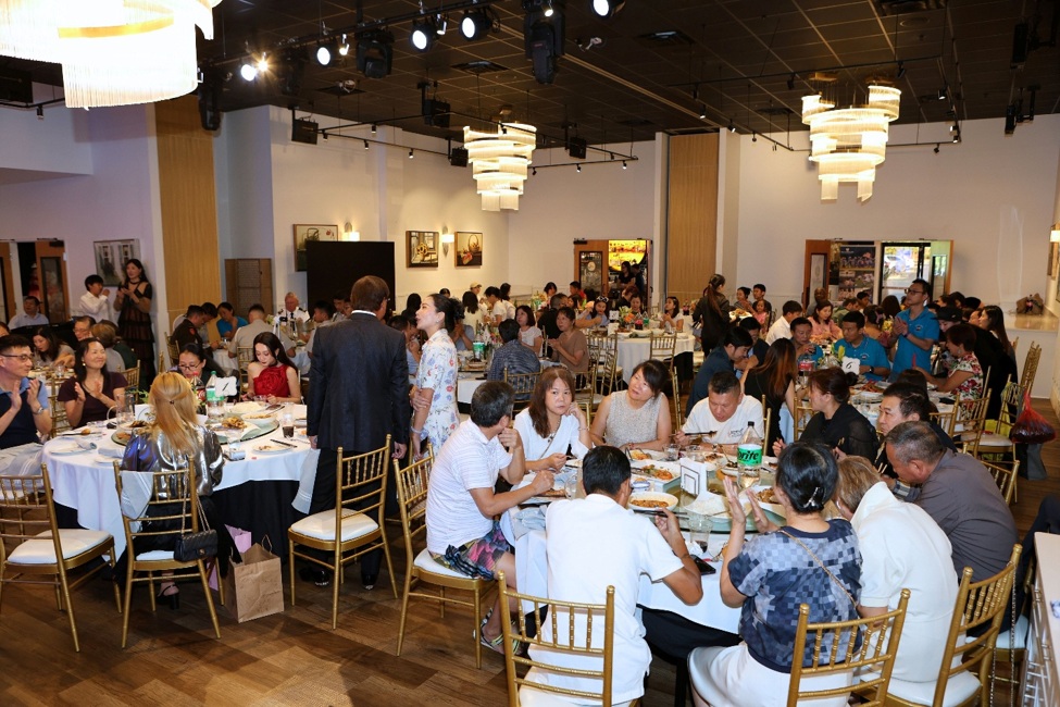 AYTC920_34.jpg