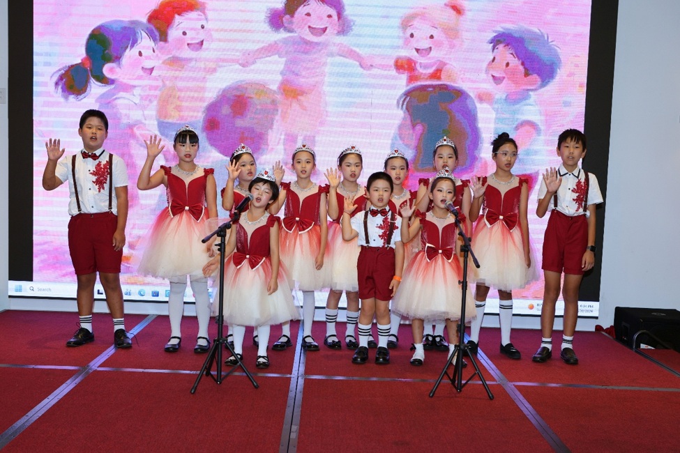 AYTC920_36.jpg